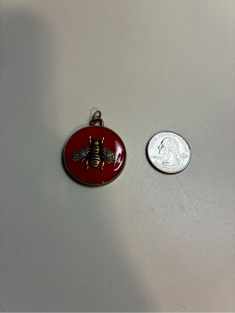 Auth Gucci stamped Large Red Enamel Bee Medallion Charm Pendant - Picture 5 of 7